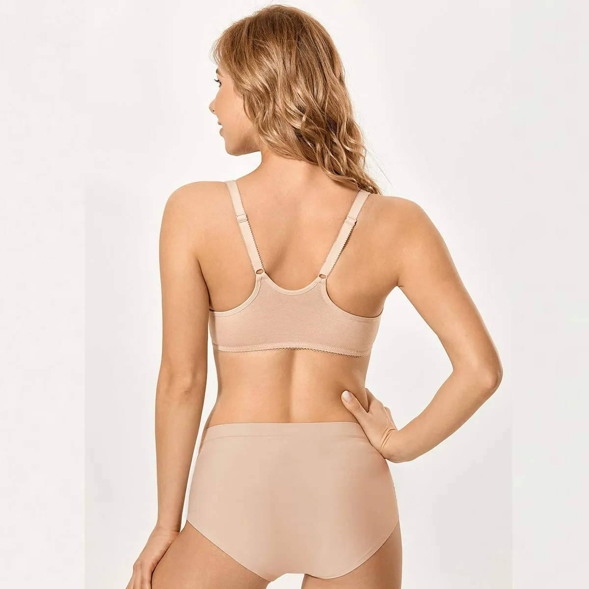 Easy Wearing Underwire Comfortable Seamless Plunge Beige Bra