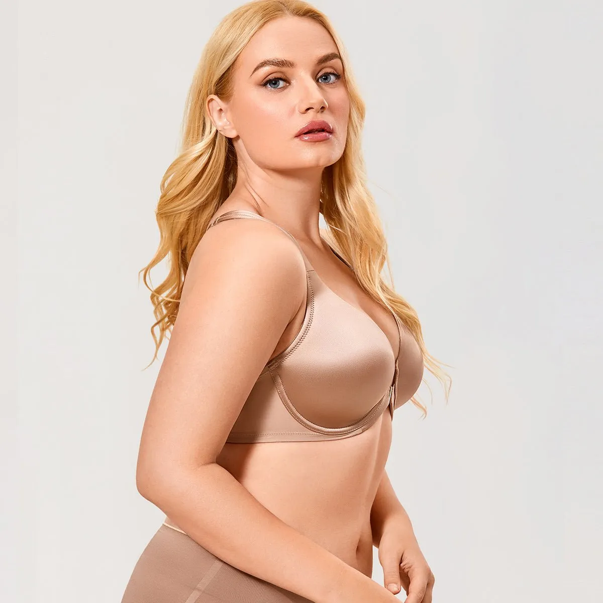 Natural Look Seamless Front Closure T-back Underwire Plunge Brown Bra