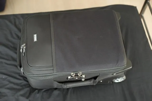 Think Tank Airport International V2.0 Rolling Camera Bag - Black